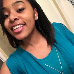 Meet your Posher, Rushai